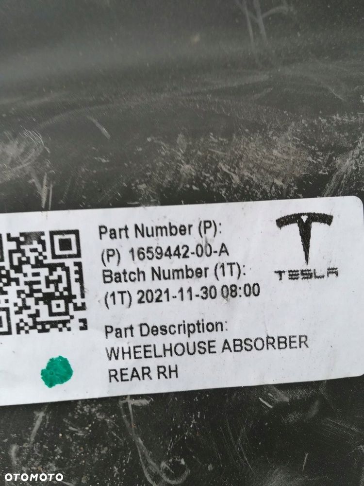 TESLA Y FARTUCH MOCOWANIE BŁOTNIKA PRAWY TYŁ ORYG - 3