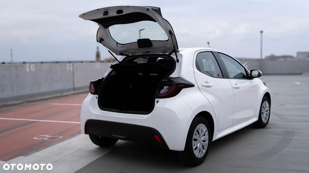 Toyota Yaris - 17