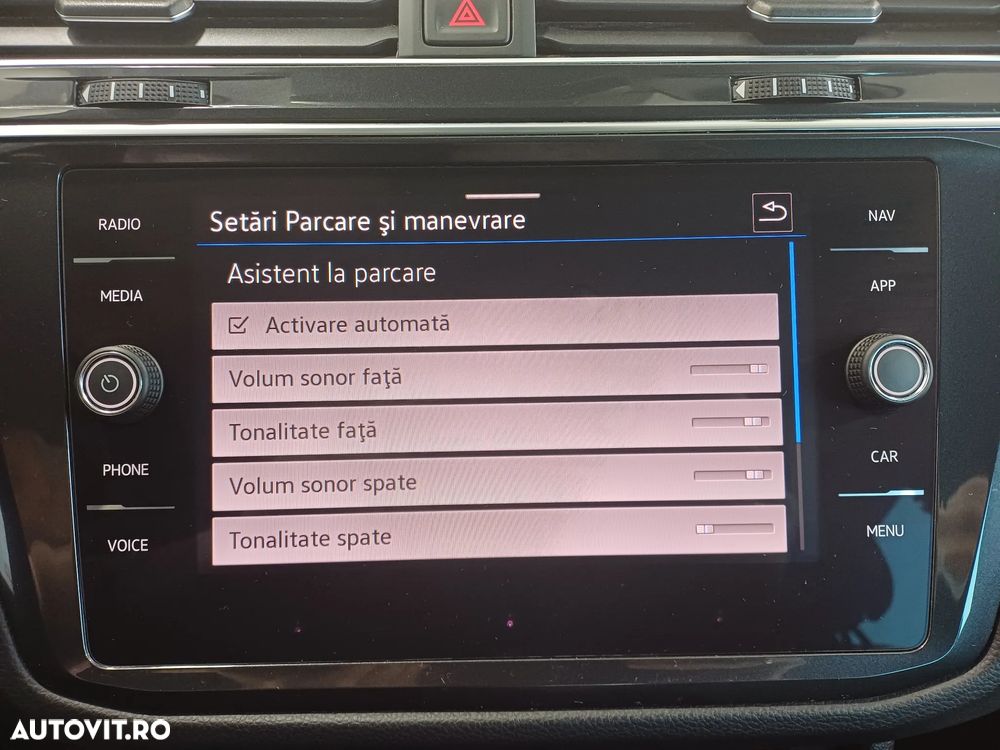 Volkswagen Tiguan 2.0 TDI SCR DSG 4Motion Life - 23