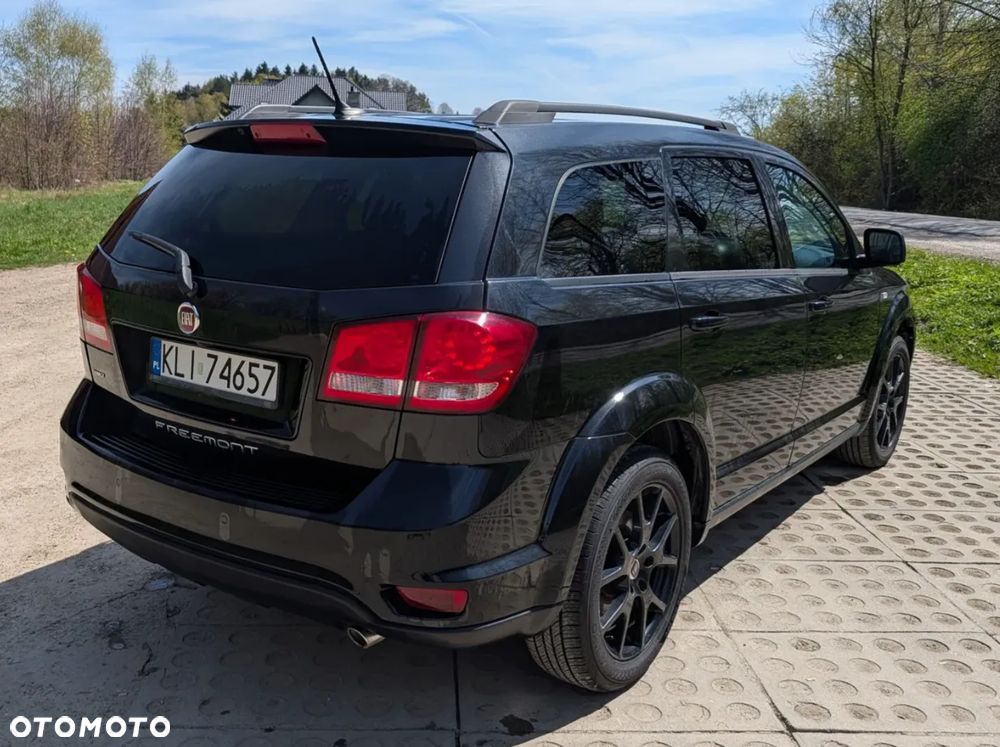 Fiat Freemont 2.0 Multijet Black Code AWD - 6