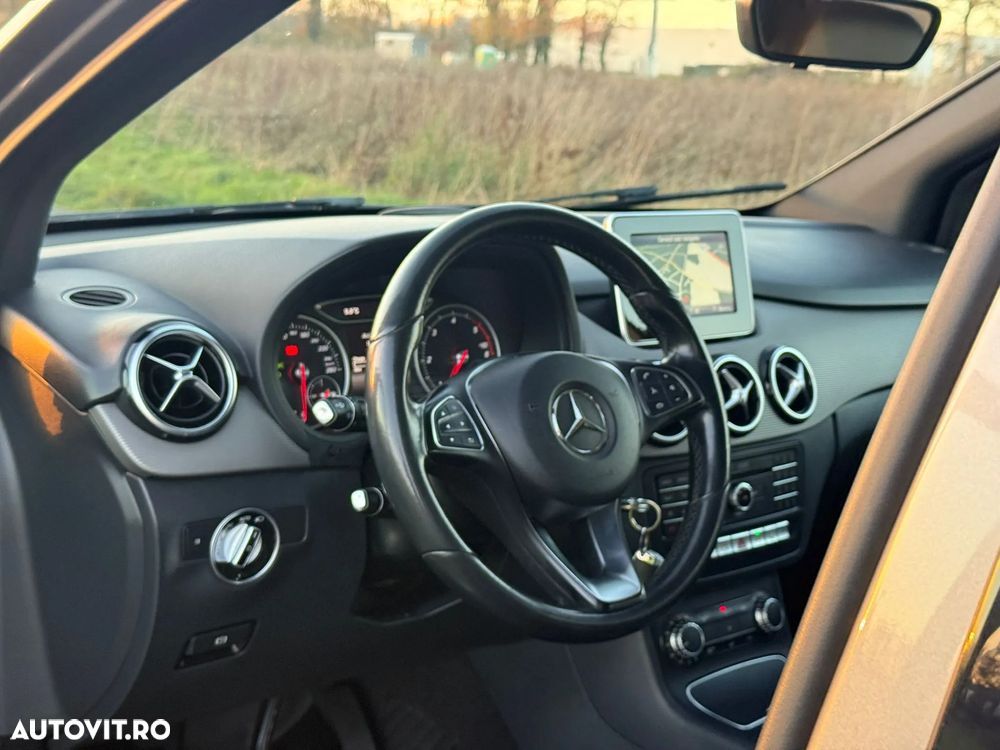 Mercedes-Benz B 180 (CDI) d 7G-DCT AMG Line - 10