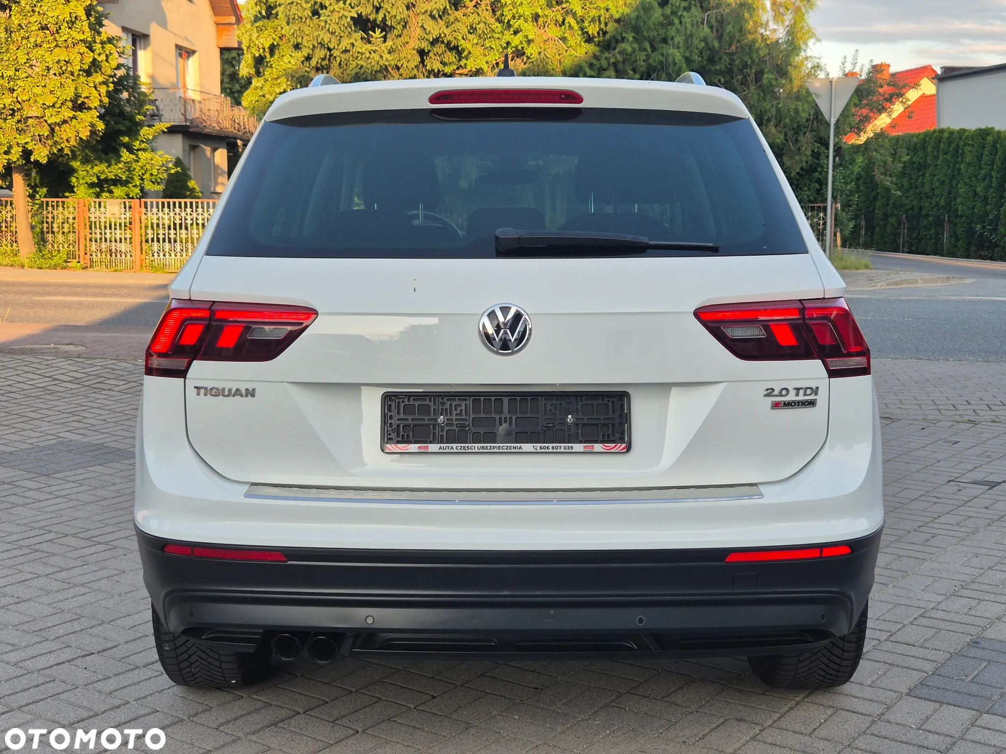 Volkswagen Tiguan 2.0 TDI SCR 4MOTION (BlueMotion Techn.) DSG Highline - 10
