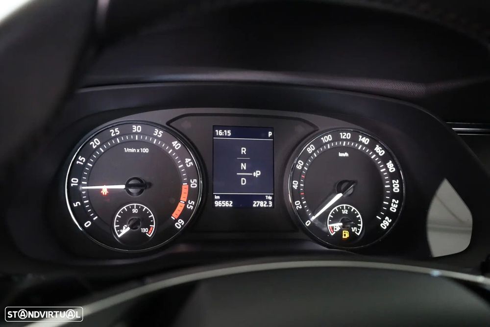 Skoda Octavia Break 2.0 TDI Scout DSG 4x4 - 22