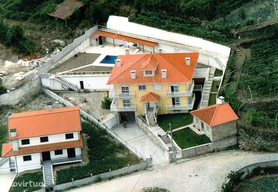 Moradia T11 para venda - Grande imagem: 3/25