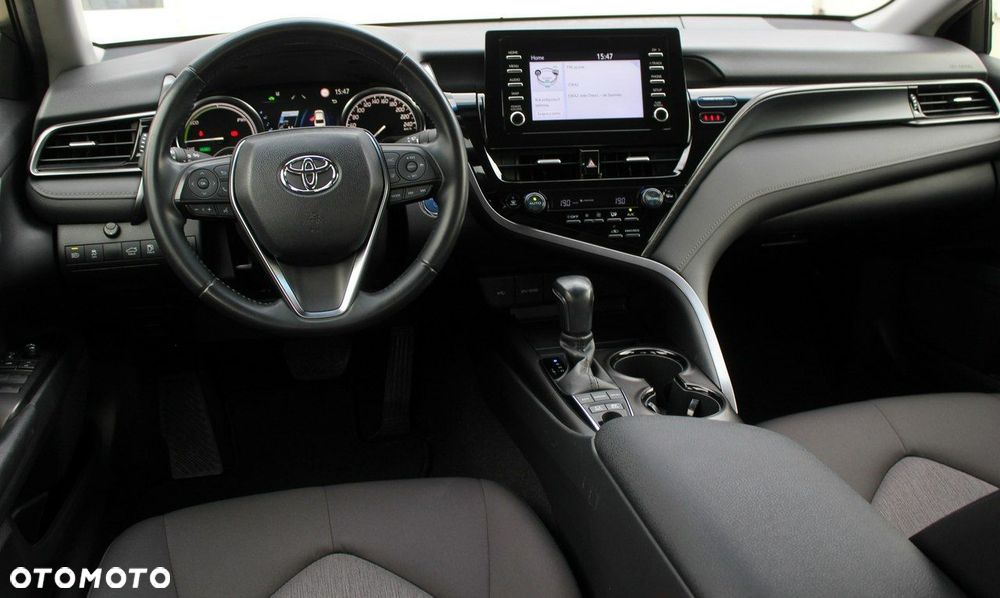 Toyota Camry 2.5 Hybrid Comfort CVT - 10
