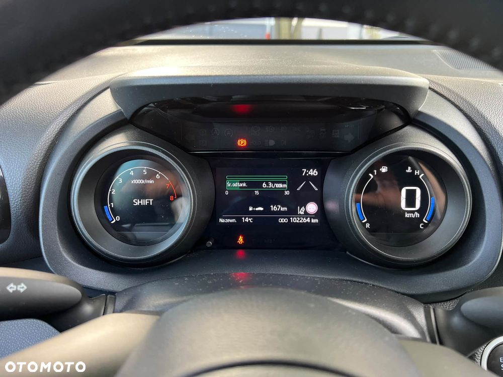 Toyota Yaris - 14