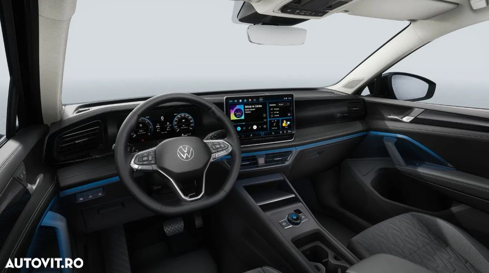 Volkswagen Tiguan - 3