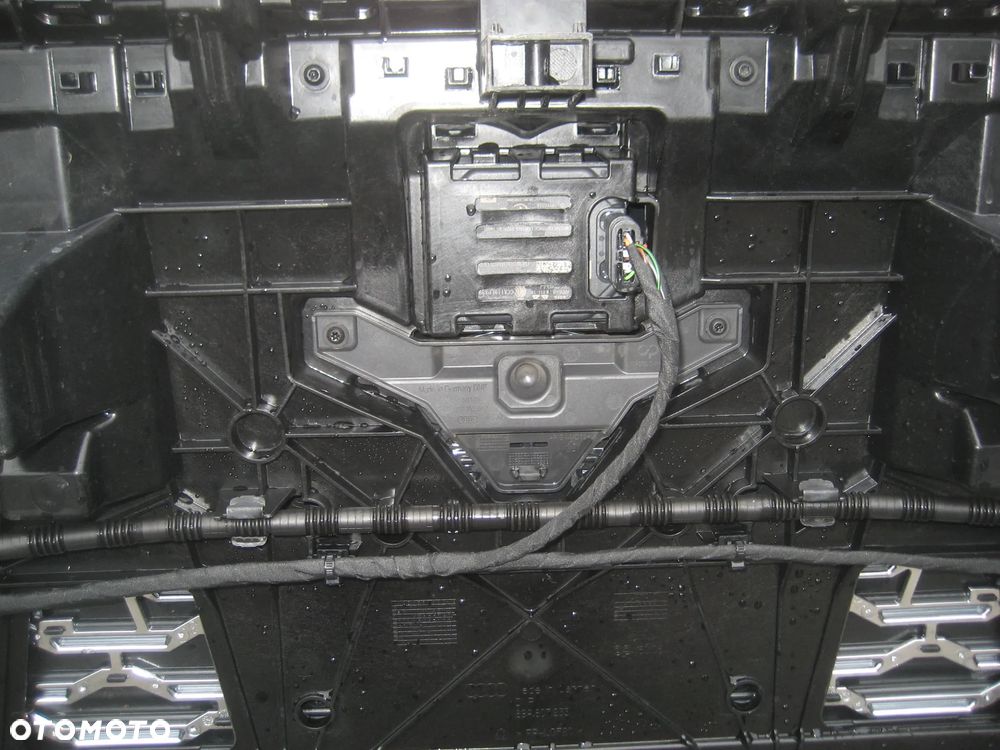 audi Q4 e tron s line 21-24r zderzak przedni atrapa kamera 6xpdc 89a807103b - 24