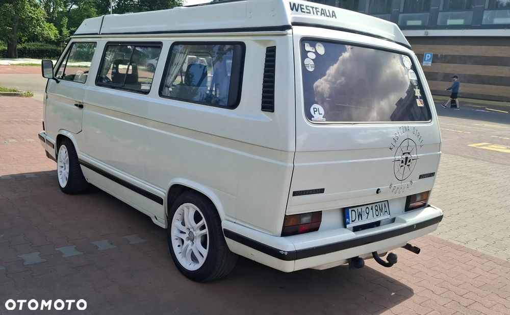 Volkswagen Multivan - 4