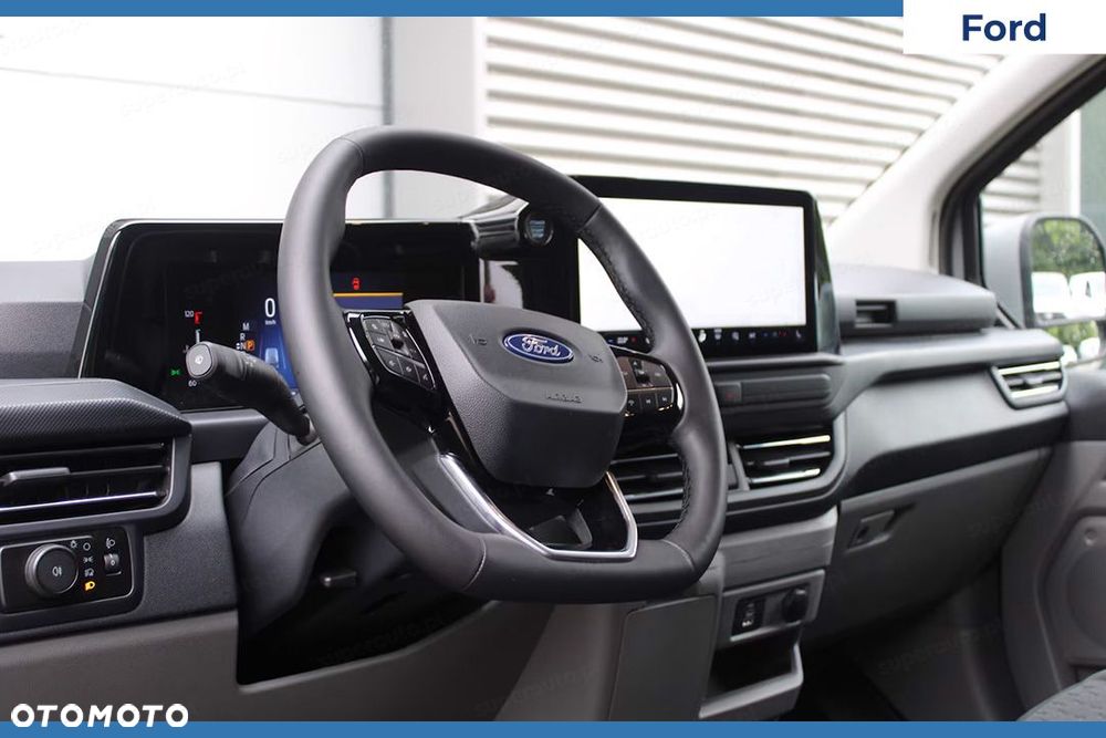 Ford Transit Custom 300 L2H1 Limited A8 2.0 170KM - 7