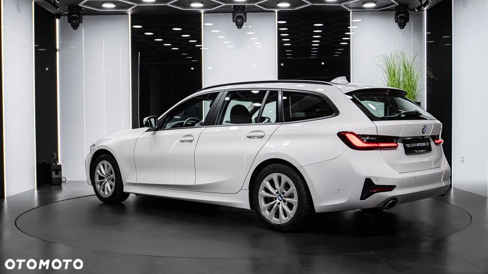 BMW Seria 3 318i Advantage sport - 6
