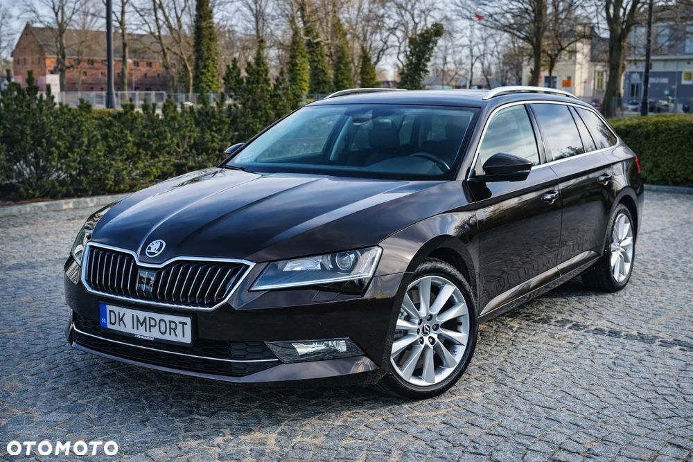 Skoda Superb 2.0 TDI SCR Sportline DSG - 3