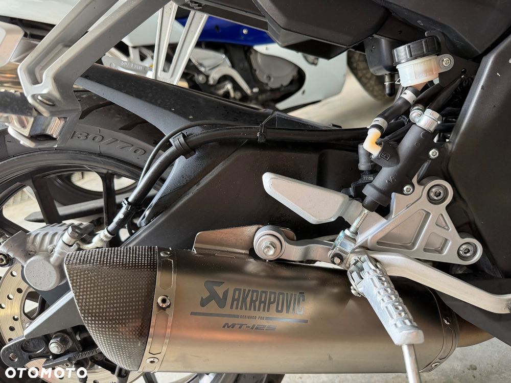 Yamaha MT - 4