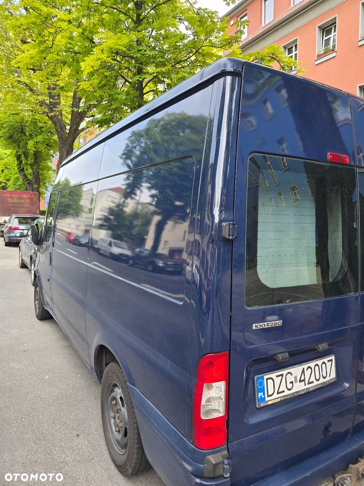 Ford Transit - 4