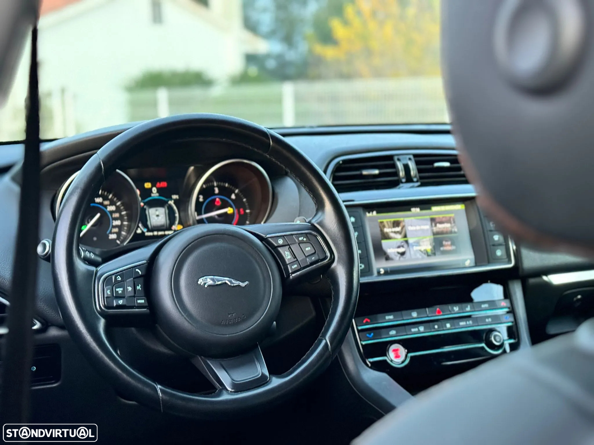 Jaguar F-Pace 20d Aut. Portfolio - 4