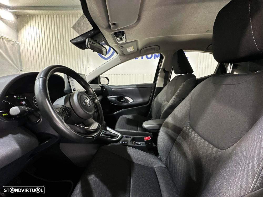Toyota Yaris 1.5 HDF Premier Edition - 9