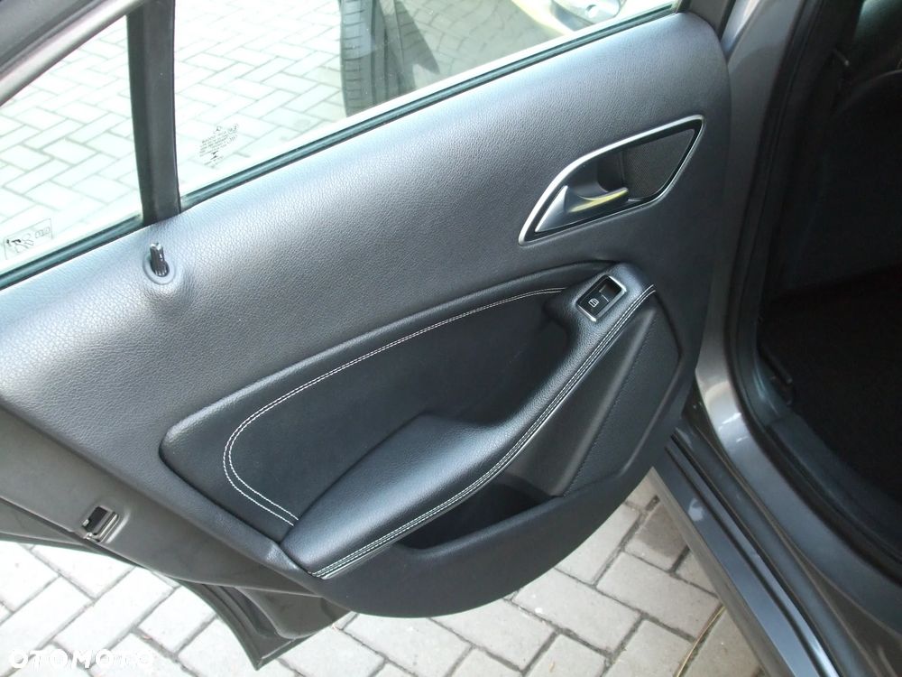 Mercedes-Benz Klasa A 180 CDI BlueEFFICIENCY Edition Style - 27