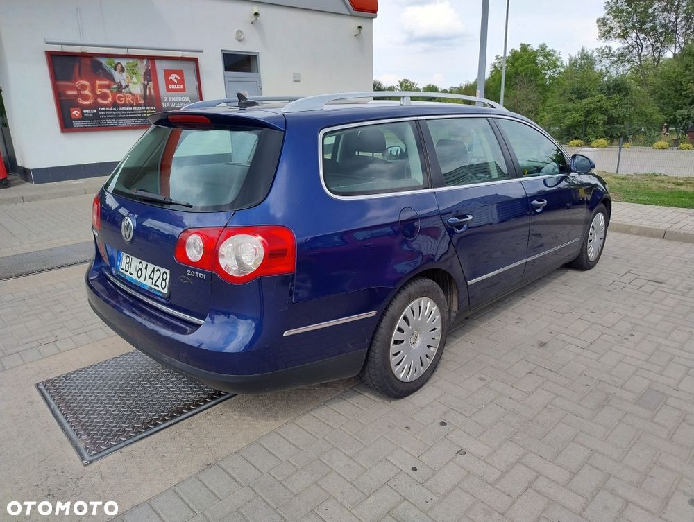 Volkswagen Passat - 3