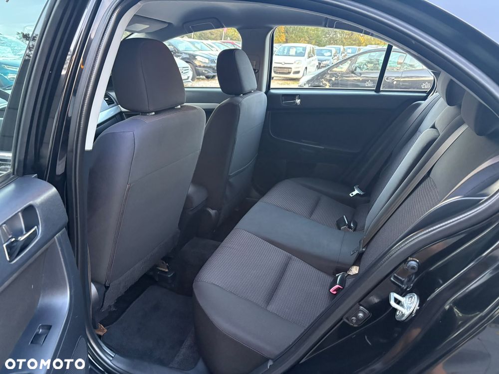 Mitsubishi Lancer 1.8 Clear Tec Instyle - 19