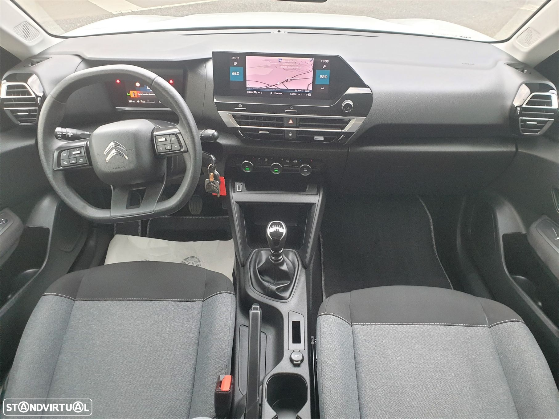 Citroën C4 BlueHDi 110 Stop&Start FEEL PACK - 16