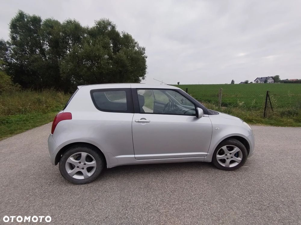 Suzuki Swift 1.3 Comfort - 4