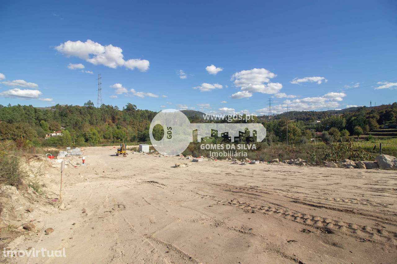 Lote para Moradia Individual com 447,30 m² –Loteamento em Águas Santas - Grande imagem: 4/13