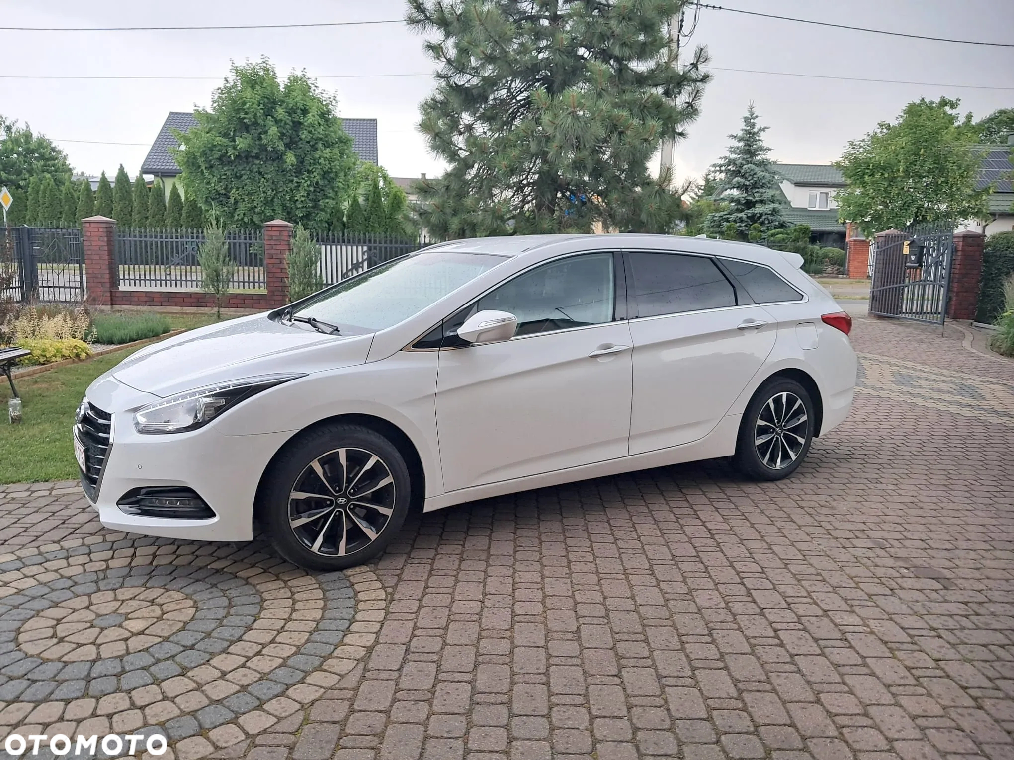 Hyundai i40 Kombi 1.7 CRDi Premium - 3
