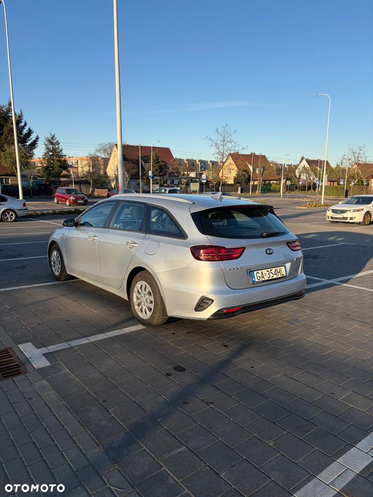 Kia Ceed 1.6 CRDi mHEV S - 8