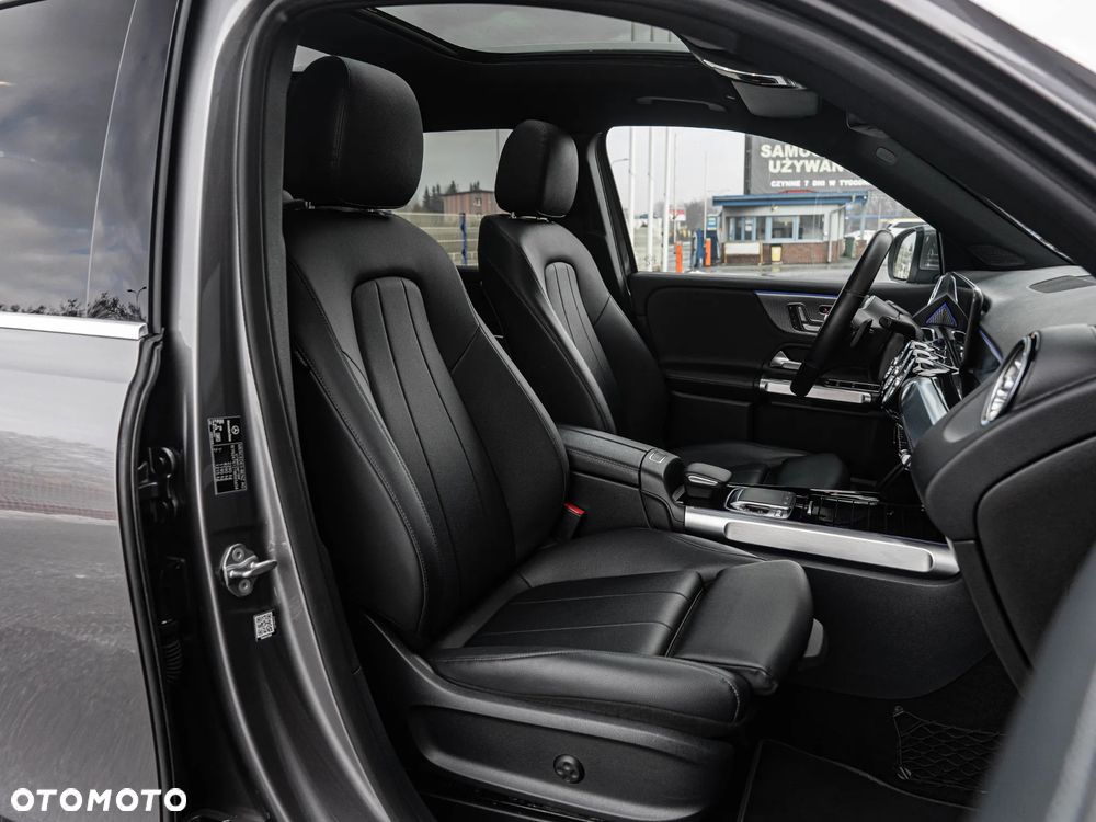 Mercedes-Benz GLB 200 d 8G-DCT Progressive - 25