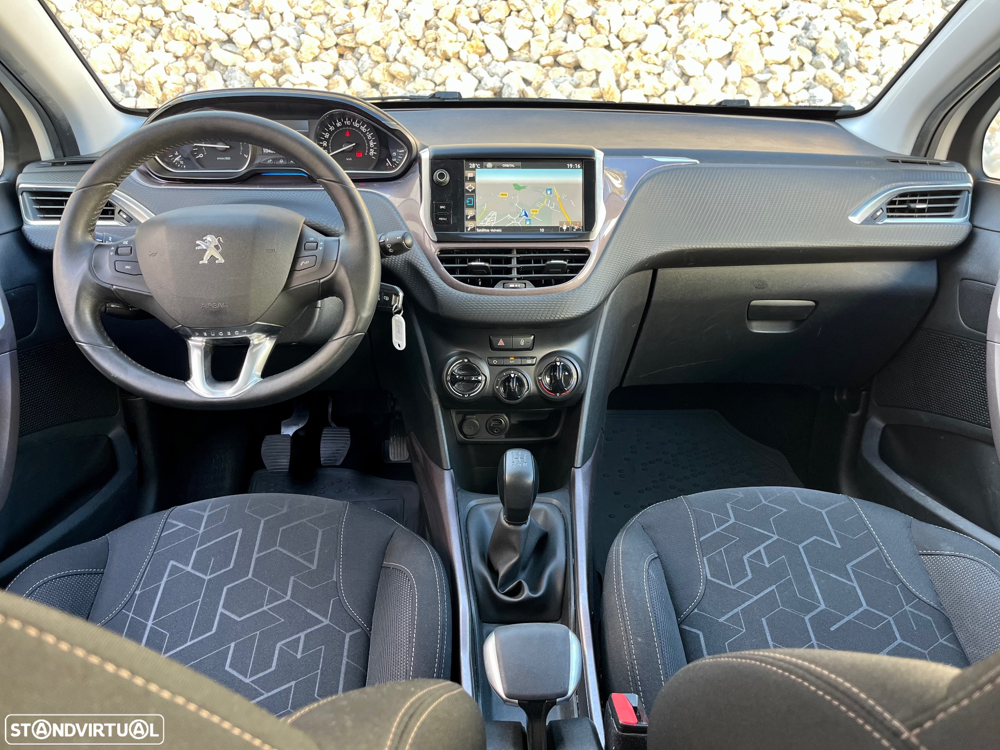 Peugeot 2008 1.2 PureTech Active - 4