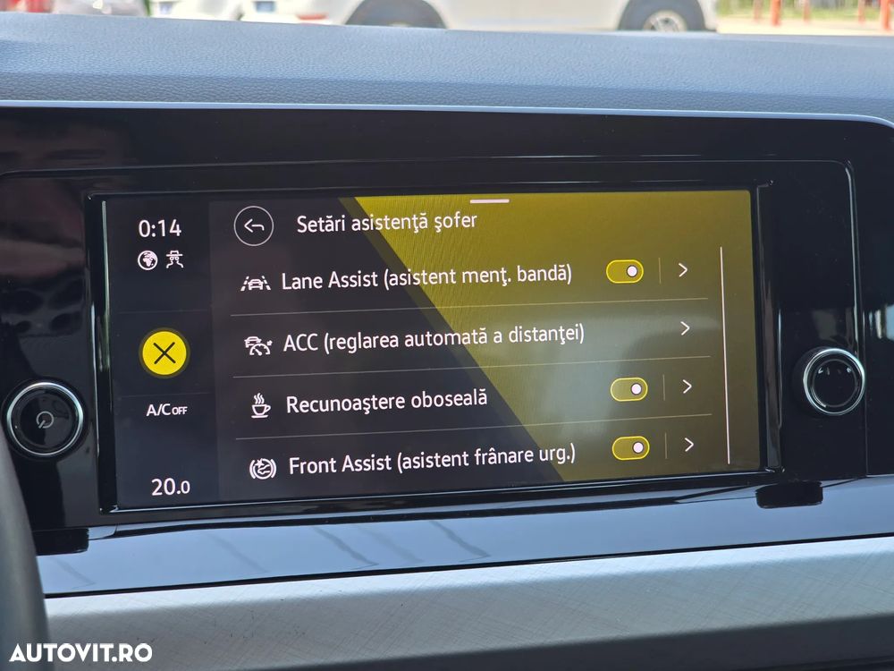 Volkswagen Golf - 29