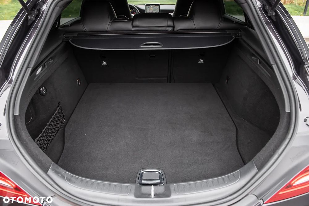 Mercedes-Benz CLA AMG 45 4-Matic - 36