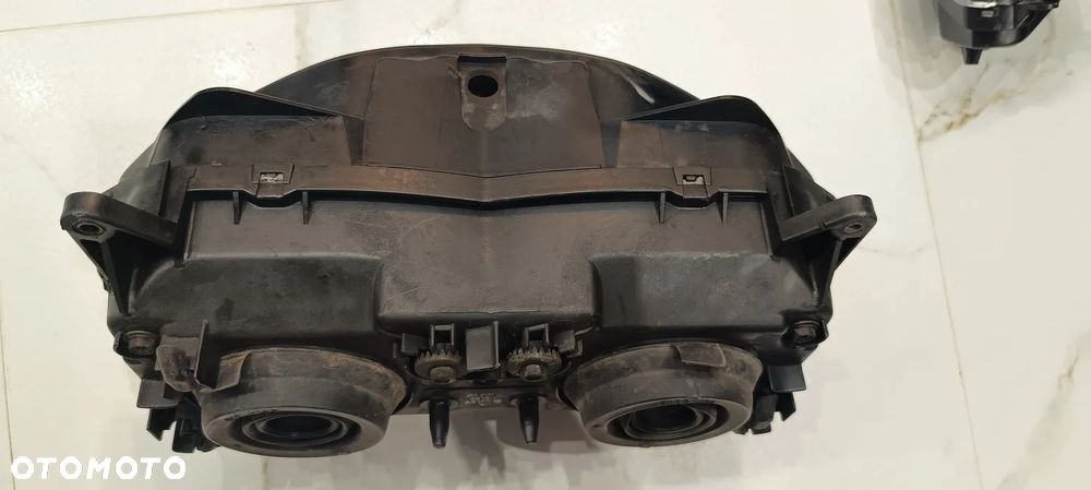 HONDA VARADERO 1000XL REFLEKTOR LAMPA PRZÓD - ORYGINAŁ - 11