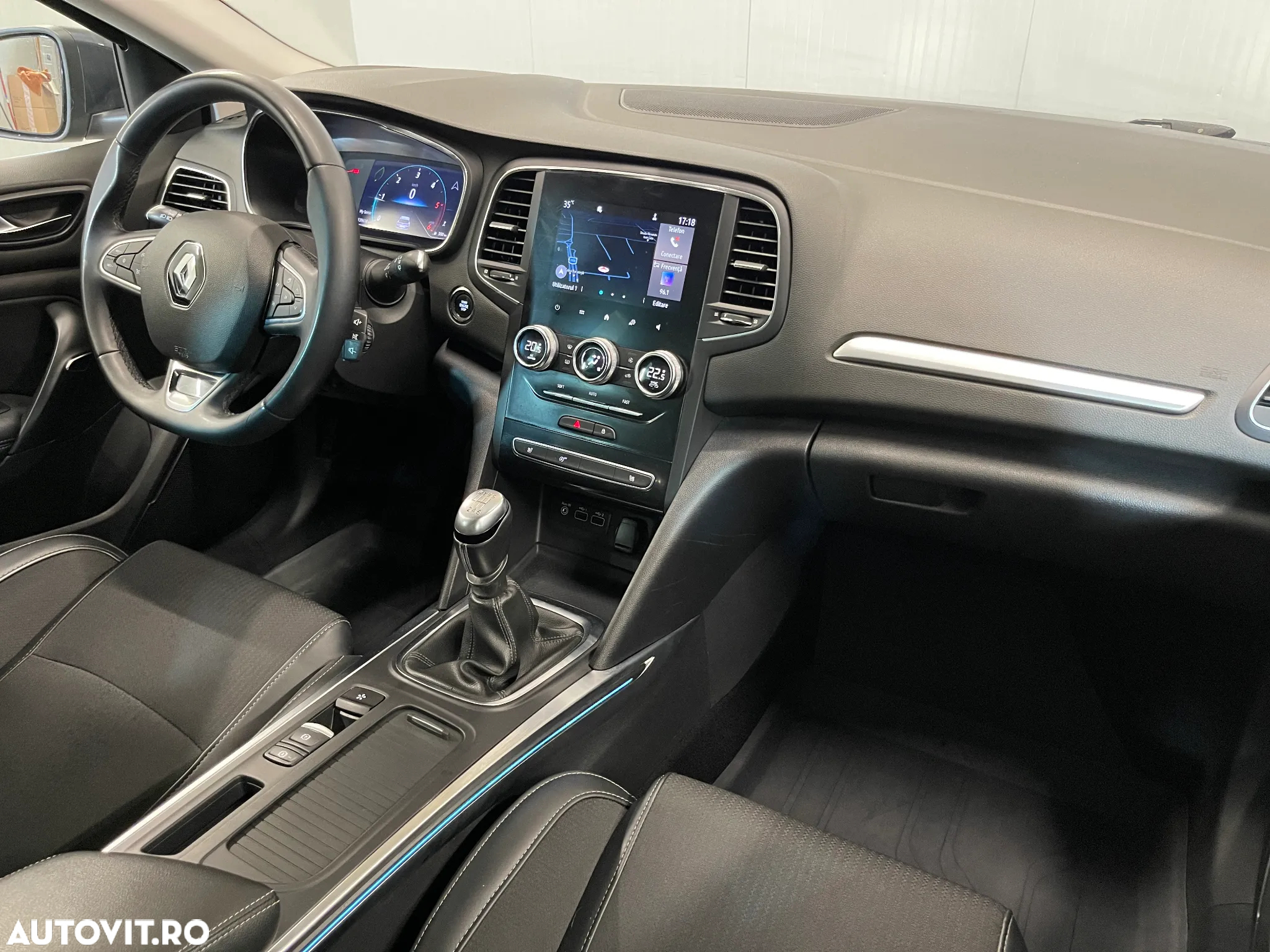 Renault Megane Blue dCi 116 Intens - 9