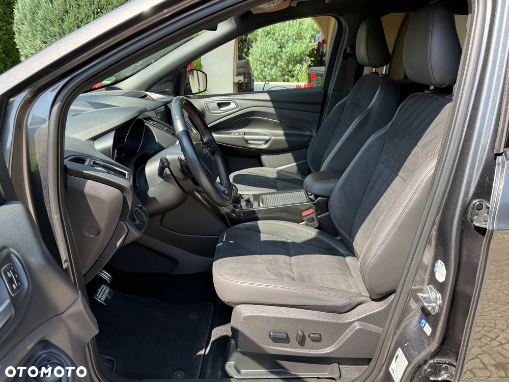 Ford Kuga 2.0 TDCi AWD ST-Line Black - 18