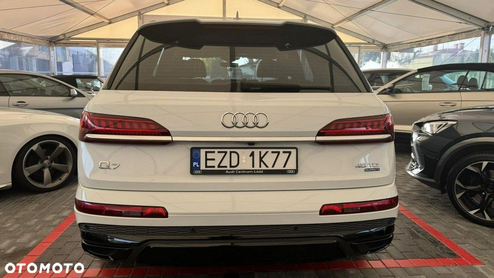 Audi Q7 - 30