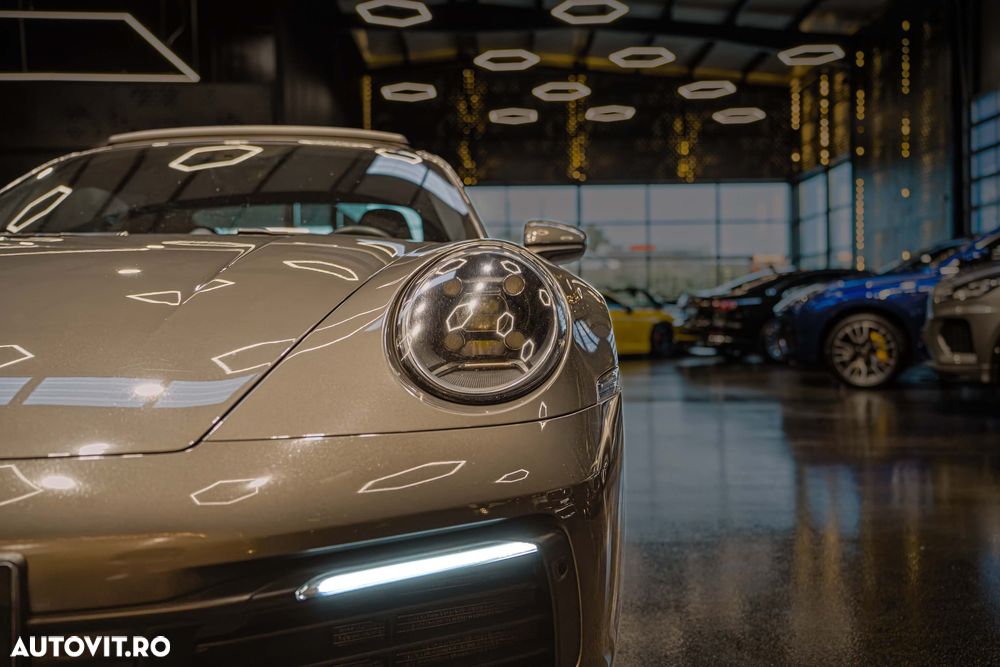 Porsche 911 - 32