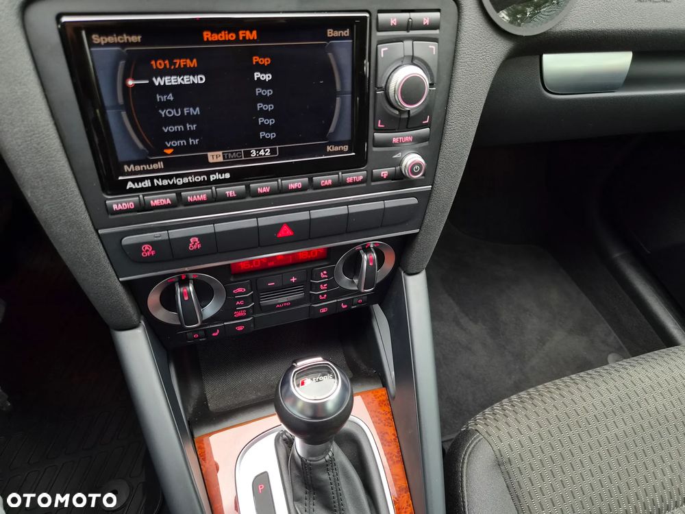 Audi A3 Sportback 1.6 TDI S tronic Attraction - 16