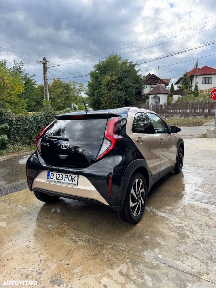 Toyota Aygo X 1.0l CVT Exclusive - 4