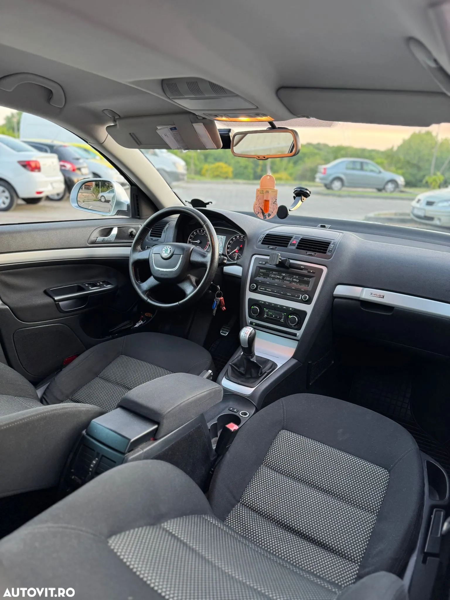 Skoda Octavia Combi 2.0 TDI DPF Elegance 4x4 - 6