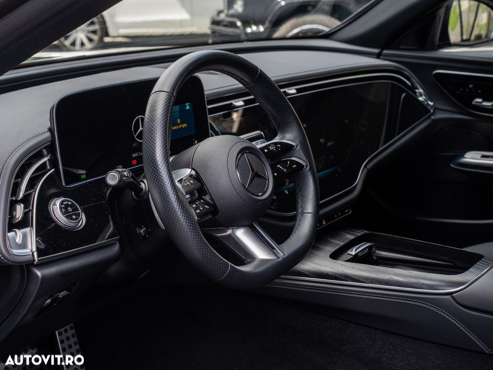 Mercedes-Benz E - 27