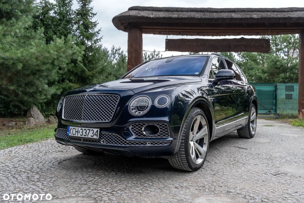 Bentley Bentayga W12 Mulliner - 13