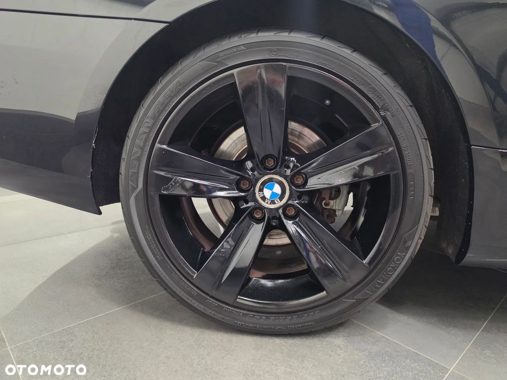 BMW Seria 3 - 29