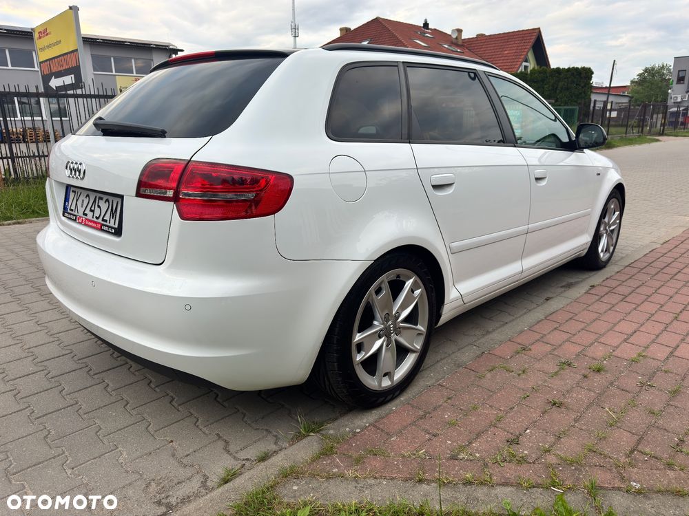 Audi A3 Sportback 1.8 TFSI S line Sportpaket - 4