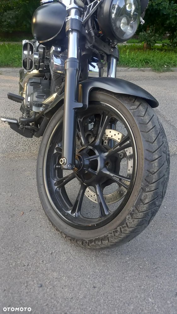 Yamaha XVS - 9