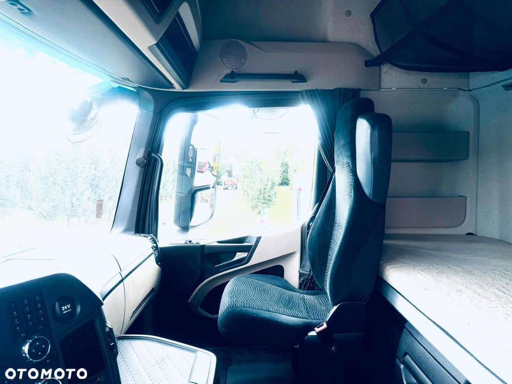 Mercedes-Benz Actros 1845 - 11