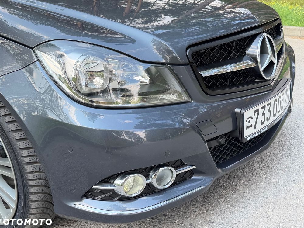 Mercedes-Benz Klasa C 250 CGI BlueEff - 18