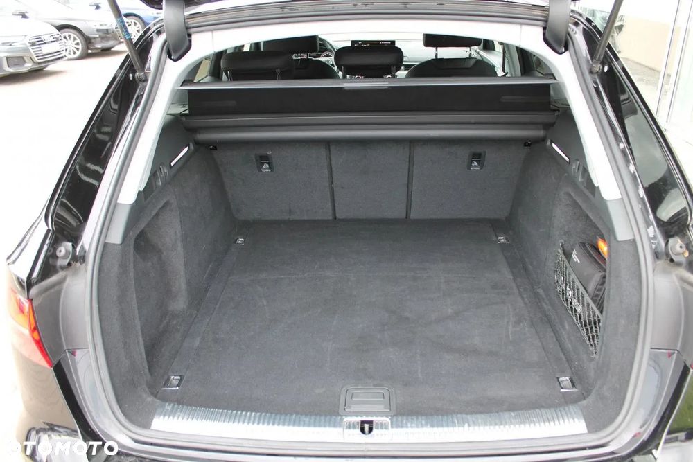 Audi A4 Avant 35 TFSI mHEV Advanced S tronic - 19