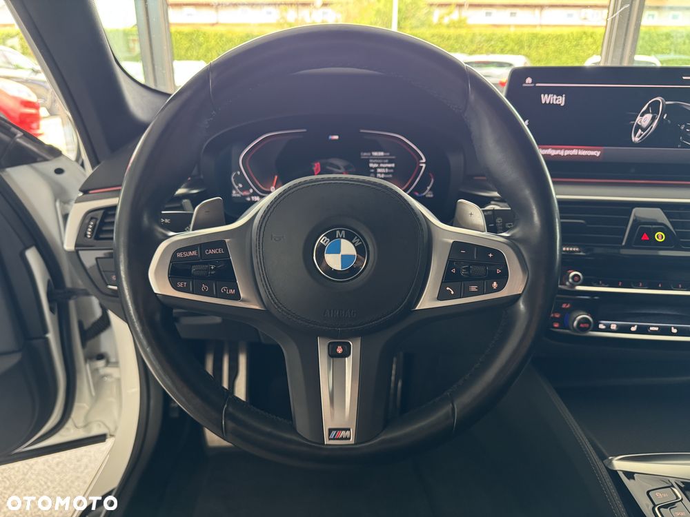 BMW Seria 5 520d xDrive mHEV M Sport sport - 23