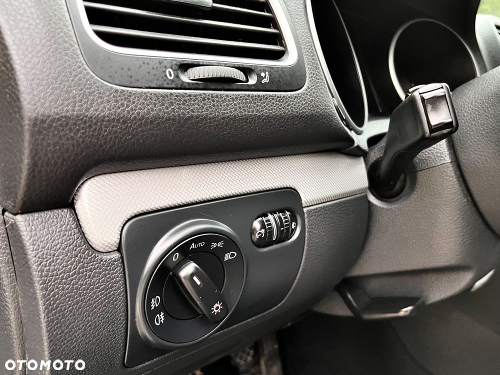 Volkswagen Golf 2.0 TDI DPF MATCH - 15